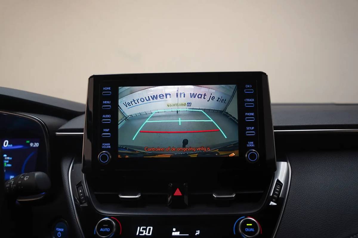 Toyota Corolla Toyota Corolla 1.8 Hybrid Business [ Apple carplay / Android Auto Stoelverwarming Trekhaak]