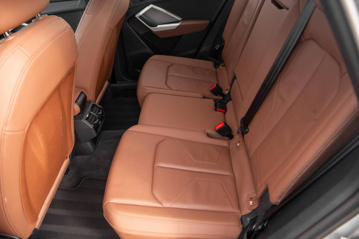 Audi Q3 Audi Q3 45 TFSI e edition VIRTUAL COCKPIT / CRUISE CONTROLE / AIRCO / BRUIN LEER / PHEV