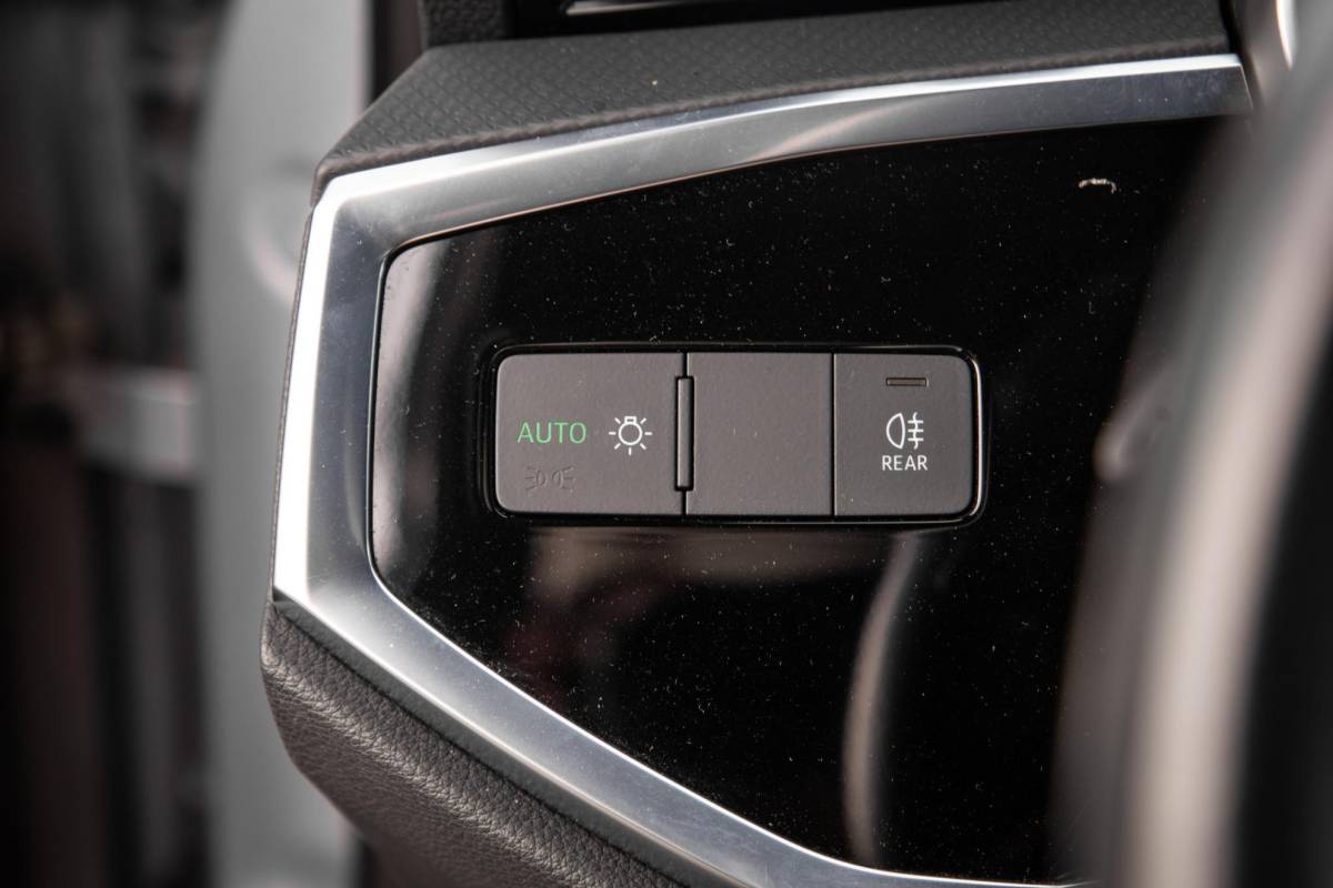 Audi Q3 Audi Q3 45 TFSI e edition VIRTUAL COCKPIT / CRUISE CONTROLE / AIRCO / BRUIN LEER / PHEV