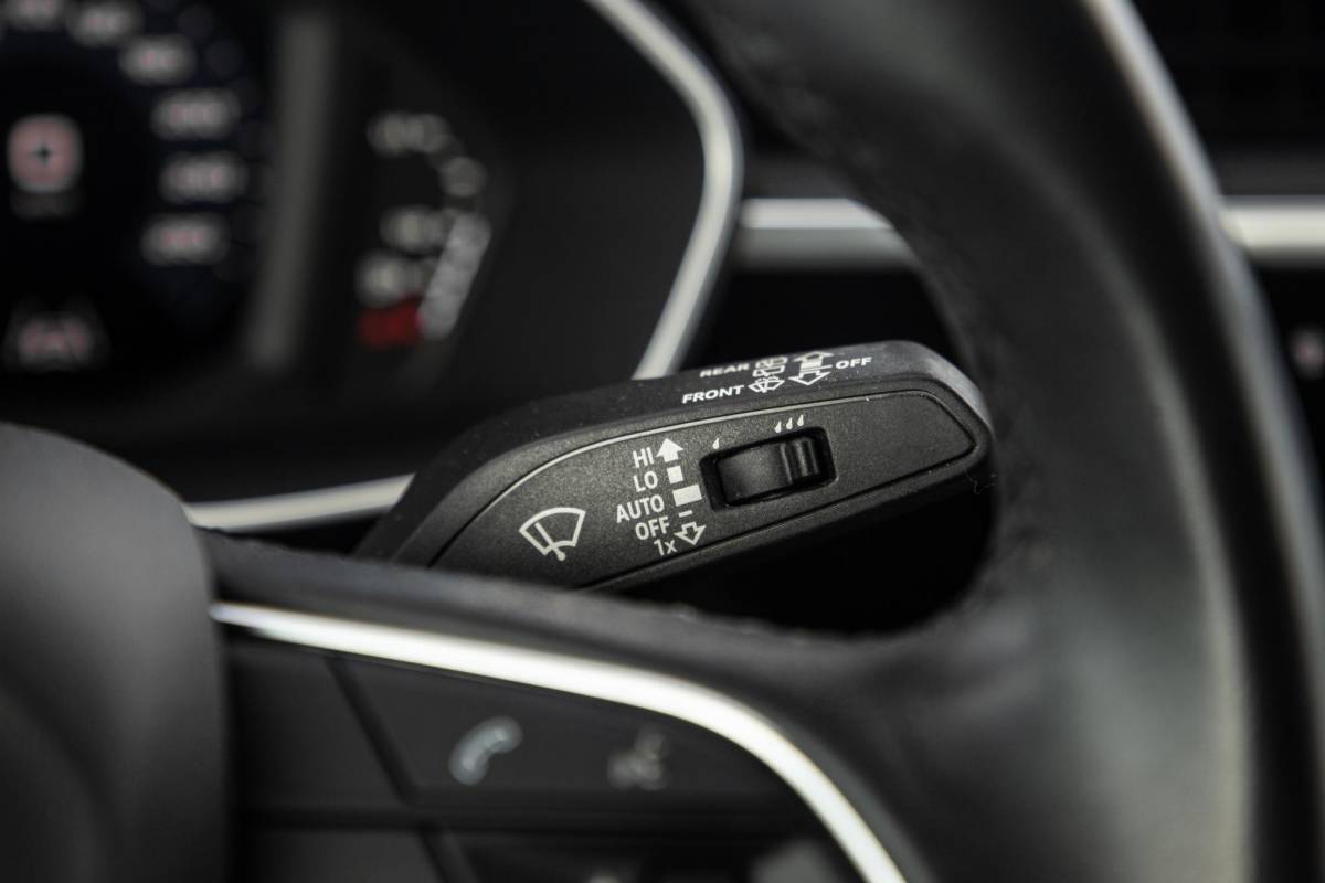 Audi Q3 Audi Q3 45 TFSI e edition VIRTUAL COCKPIT / CRUISE CONTROLE / AIRCO / BRUIN LEER / PHEV