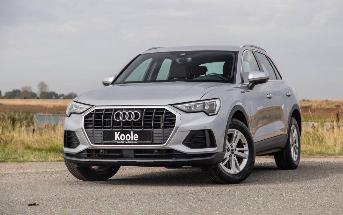 Audi Q3 Audi Q3 45 TFSI e edition VIRTUAL COCKPIT / CRUISE CONTROLE / AIRCO / BRUIN LEER / PHEV