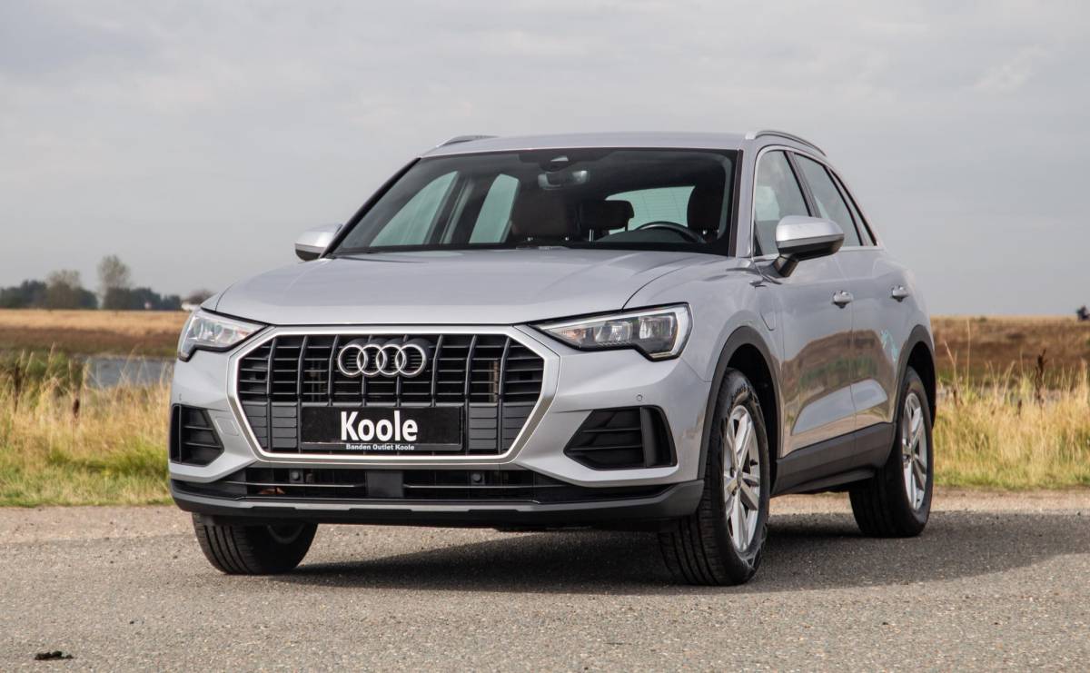 Audi Q3 Audi Q3 45 TFSI e edition VIRTUAL COCKPIT / CRUISE CONTROLE / AIRCO / BRUIN LEER / PHEV