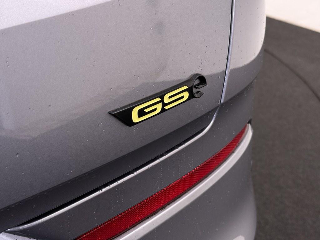 Opel Grandland Opel Grandland 1.6 Turbo Plug-In Hybrid 4×4 GSe Winterpakket/ 4S.Banden/Camera/Nav/Ecc/CarPlay/Sportstoelen/El.Klep