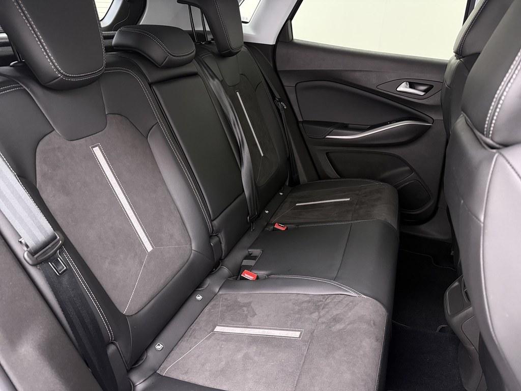 Opel Grandland Opel Grandland 1.6 Turbo Plug-In Hybrid 4×4 GSe Winterpakket/ 4S.Banden/Camera/Nav/Ecc/CarPlay/Sportstoelen/El.Klep