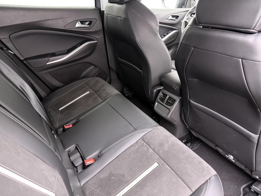 Opel Grandland Opel Grandland 1.6 Turbo Plug-In Hybrid 4×4 GSe Winterpakket/ 4S.Banden/Camera/Nav/Ecc/CarPlay/Sportstoelen/El.Klep