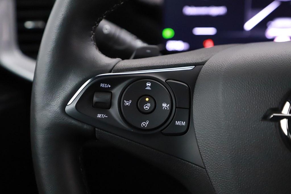 Opel Mokka Opel Mokka 1.2 T 130 pk Automaat Ultimate Camera/Winterpakket /Ecc/Alcantara/Keyless/Blindspot/Vc/18inch