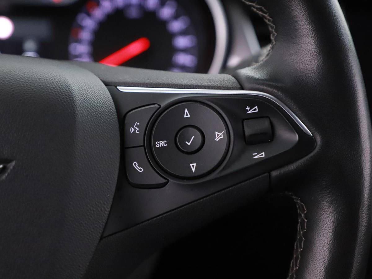 Opel Crossland Opel Crossland 1.2T 130pk Automaat Ultimate Trekhaak/Alcantara/ 4S.Banden/Winterpakket/Camera/Nav/Keyless