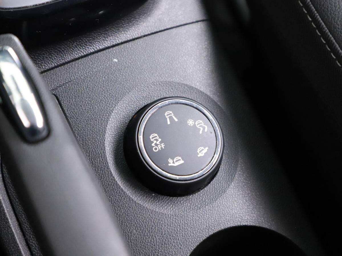 Opel Crossland Opel Crossland 1.2T 130pk Automaat Ultimate Trekhaak/Alcantara/ 4S.Banden/Winterpakket/Camera/Nav/Keyless