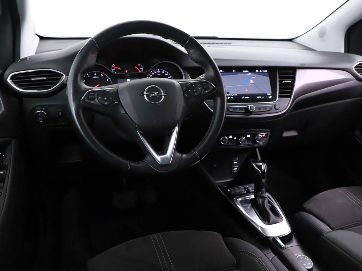 Opel Crossland Opel Crossland 1.2T 130pk Automaat Ultimate Trekhaak/Alcantara/ 4S.Banden/Winterpakket/Camera/Nav/Keyless