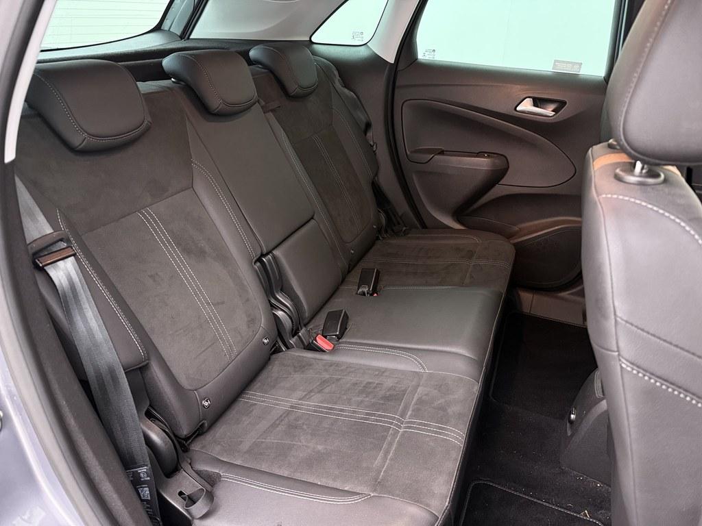 Opel Crossland Opel Crossland 1.2T 130pk Automaat Ultimate Trekhaak/Alcantara/ 4S.Banden/Winterpakket/Camera/Nav/Keyless