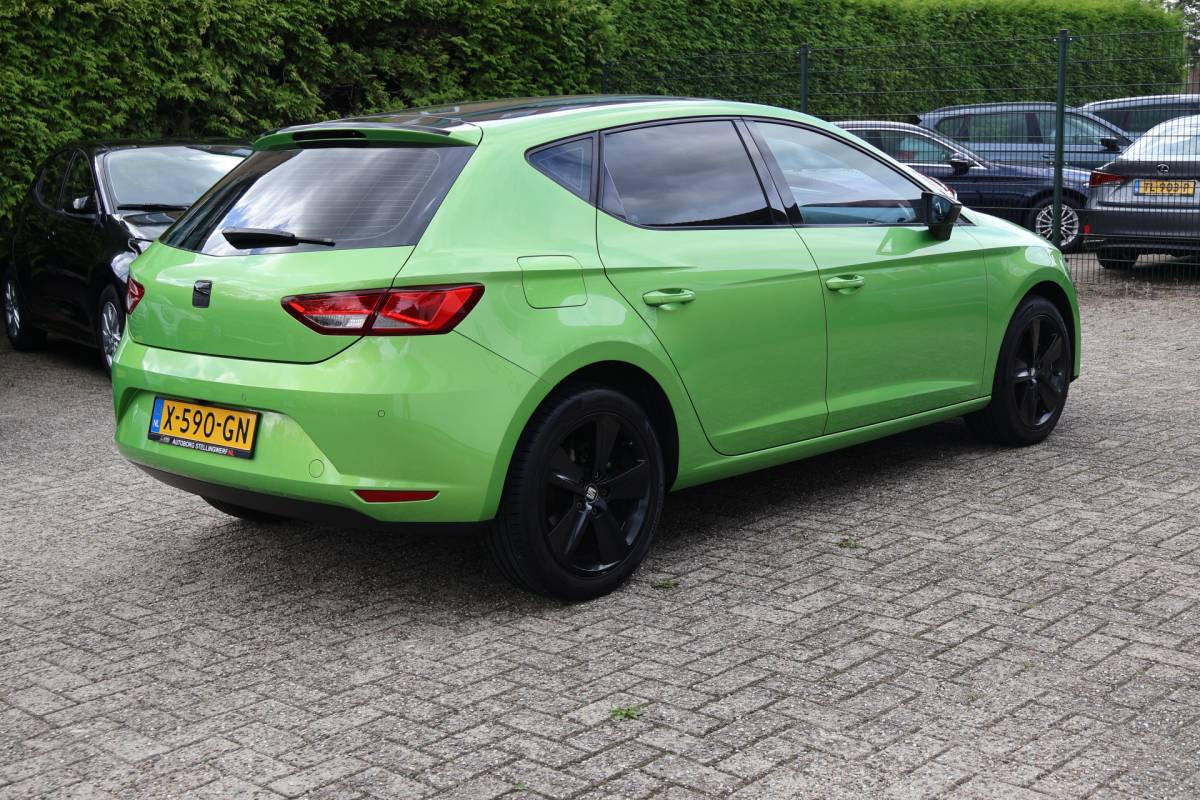 SEAT Leon SEAT Leon 1.2 TSI Style Clima / 6 bak / Stoelverw. / Camera