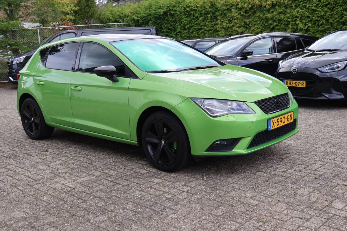 SEAT Leon SEAT Leon 1.2 TSI Style Clima / 6 bak / Stoelverw. / Camera