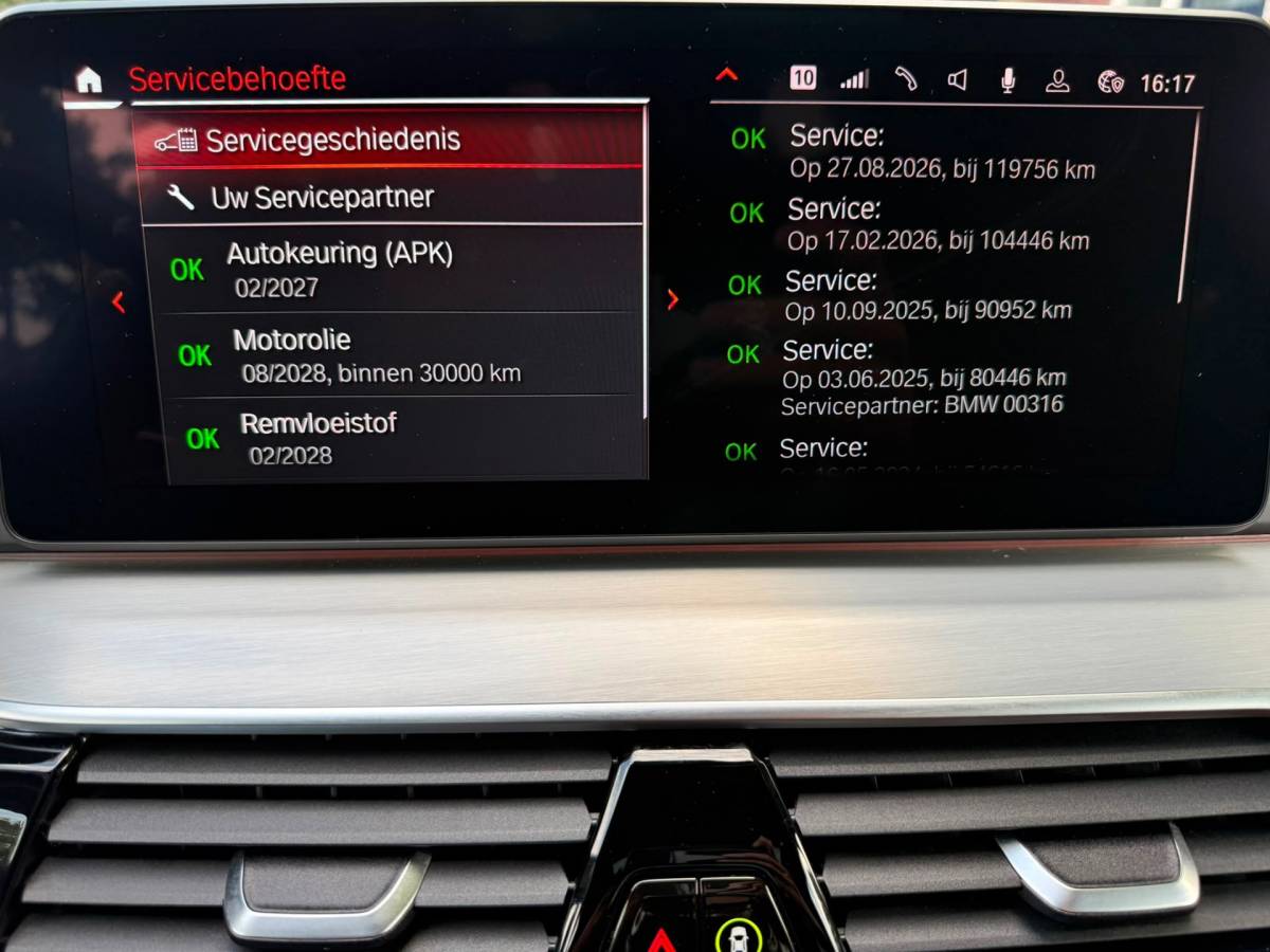 BMW 5 Serie BMW 5-serie Touring 540d xDrive High Executive M-Sport / Leder / HUD / Trekhaak / 360cam / ACC / B&W Audio / Pano / Massagestoelen