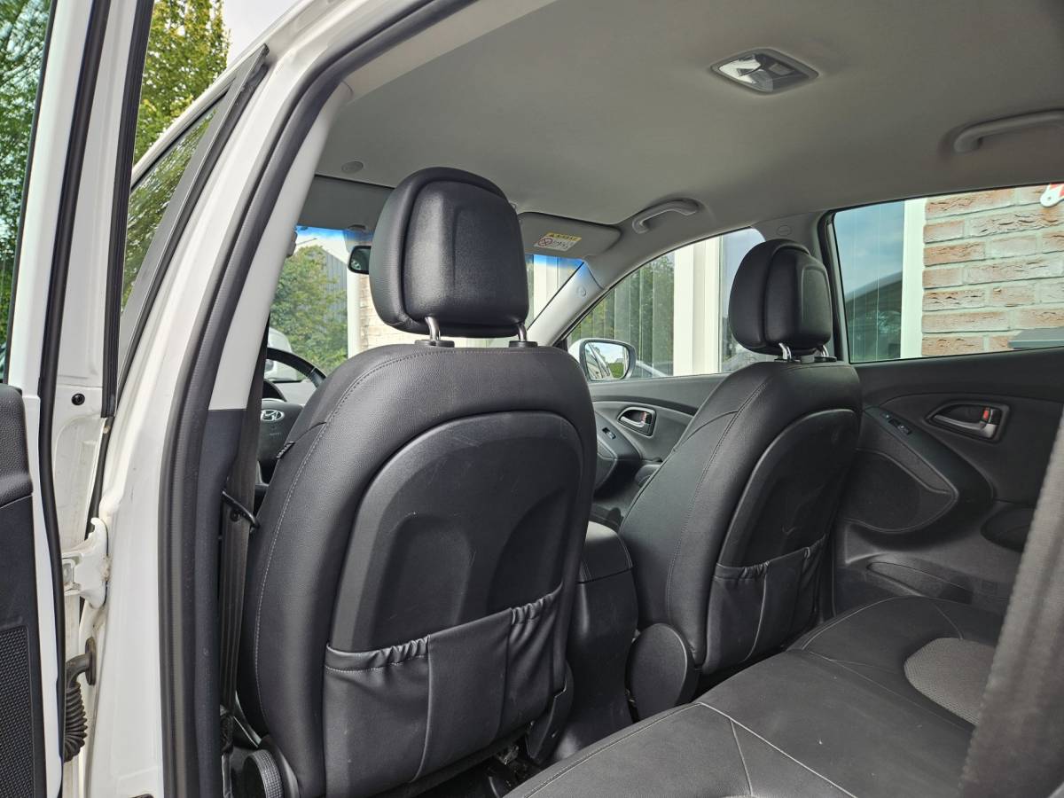 Hyundai ix35 Hyundai Ix35 1.6i GDI Go! Trekhaak! NAP! Dealer Onderhouden! Nette Auto! Camera! Navigatie! Airco/Clima!