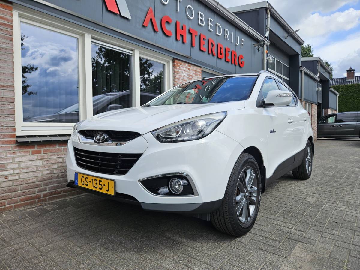 Hyundai ix35 Hyundai Ix35 1.6i GDI Go! Trekhaak! NAP! Dealer Onderhouden! Nette Auto! Camera! Navigatie! Airco/Clima!