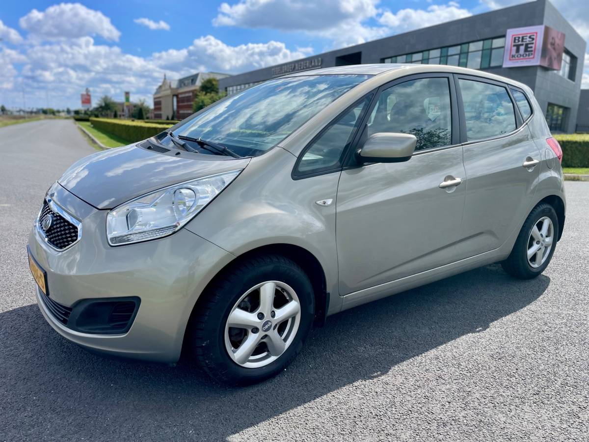 Kia Venga Kia Venga 1.4 CVVT, 5drs, Trekhaak, Camera, Airco, Radio-CD/MP3 speler, Elektr ramen, Lmv, Unieke kilometerstand!