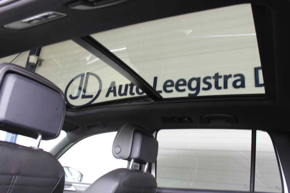 Volkswagen Tiguan Volkswagen Tiguan 1.4 TSI eHybrid R-Line Business+ SOH 96% | Black Style | Trekhaak | Head-Up | IQ Light | Pano | Camera | Carplay | 20″ LMV | PDC V+A