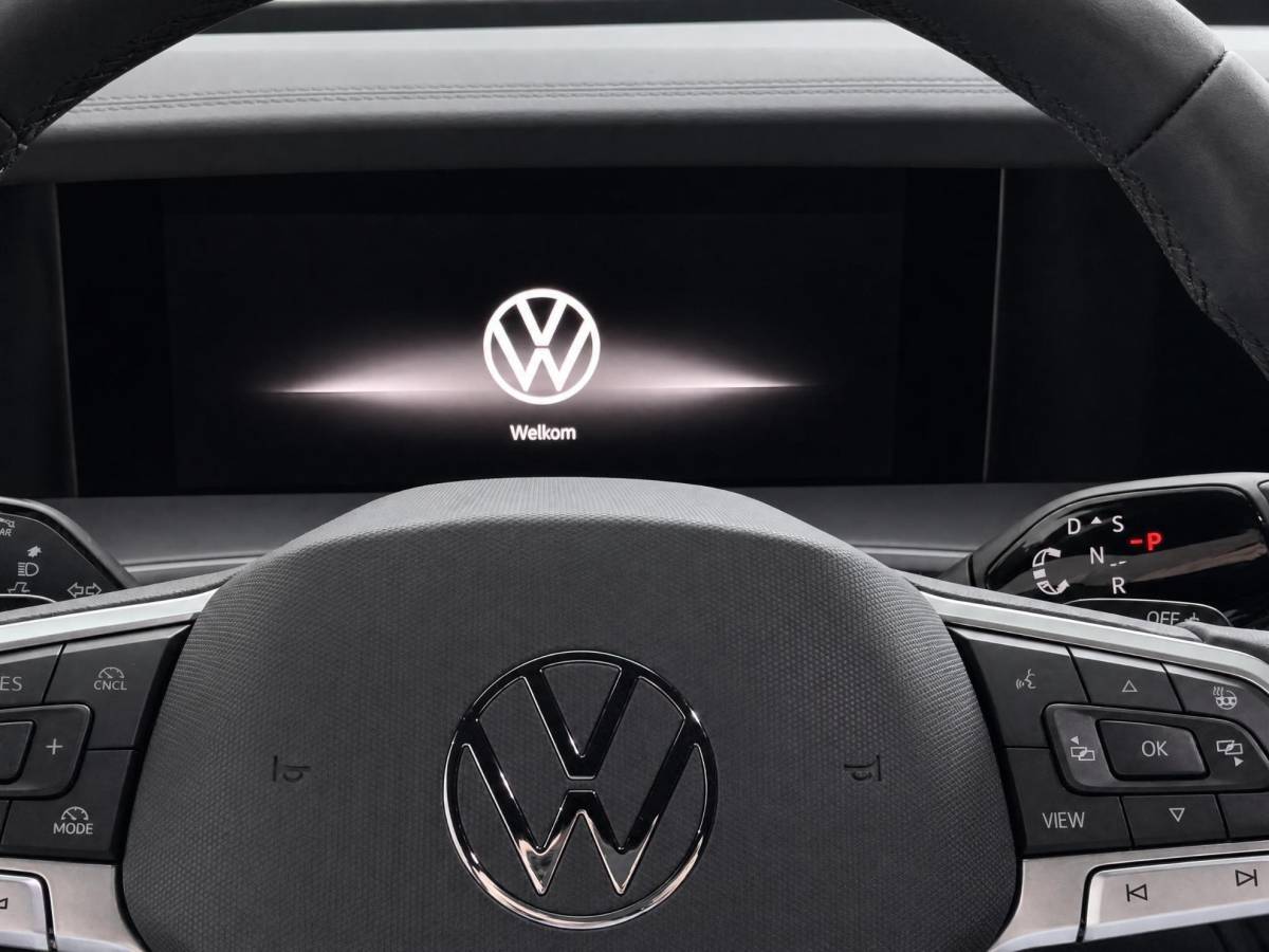 Volkswagen Tayron Volkswagen Tayron 1.5 eHybrid 204pk DSG Life Edition · 360 Camera · Inklap. Trekhaak · Dodehoeksensor · Keyless · Elek. Achterklep · Stuur- & Stoelverwarming · Garantie t/m 28-05-2030 of 100.000km