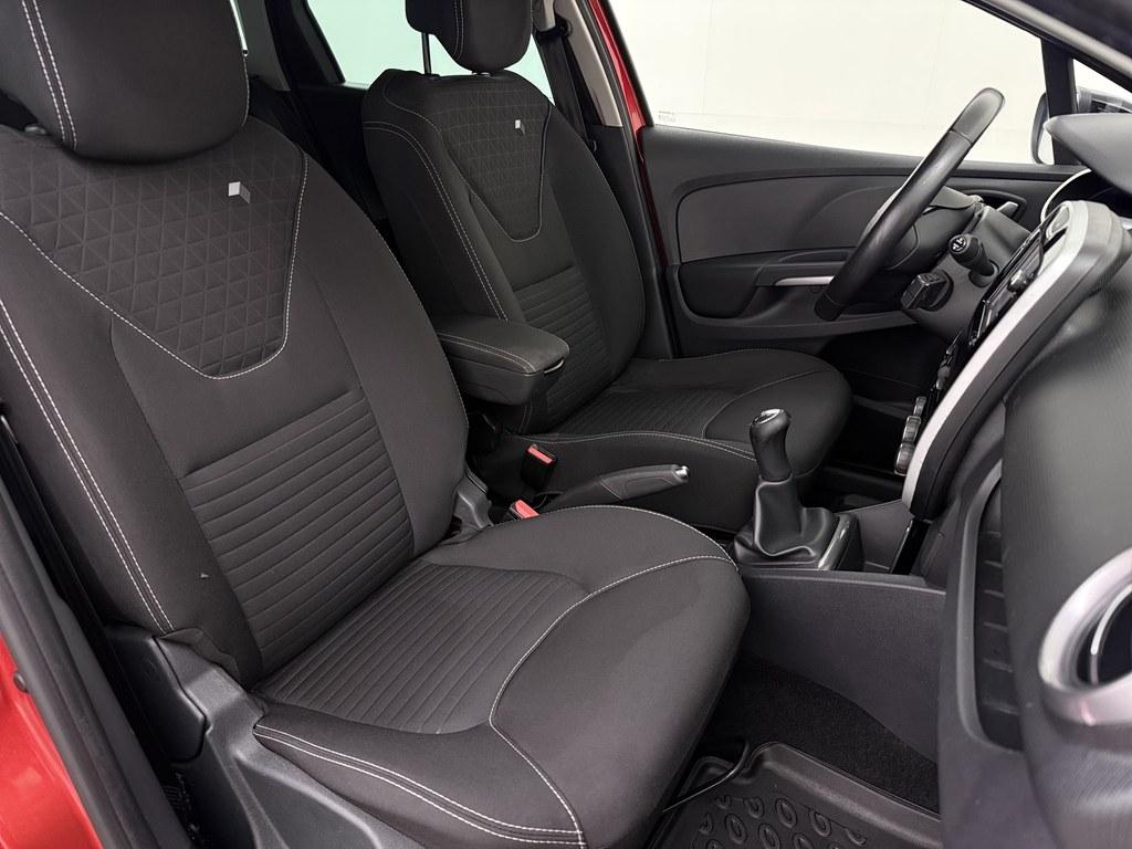 Renault Clio Renault Clio Estate 0.9 TCe Limited Trekhaak/Camera/Nav/Airco/Cruise