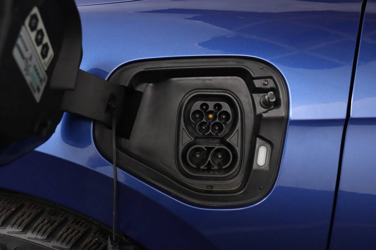 Volkswagen Passat Volkswagen Passat Variant 1.5 eHybrid R-Line Edition |NAP|Pano|ACC|IQLight|Massage|Stoel&Stuurverwarming
