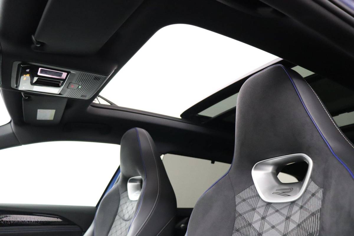 Volkswagen Passat Volkswagen Passat Variant 1.5 eHybrid R-Line Edition |NAP|Pano|ACC|IQLight|Massage|Stoel&Stuurverwarming