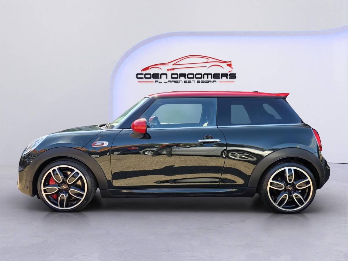 MINI Cooper MINI Cooper 2.0 John Cooper Works /Apple Carplay/Panodak/Schaalstoelen/H&K Audio/HUD/Stoelverw./Parkeersens.V+A/Keyless/Navi/18”LMV/(MET GARANTIE*)
