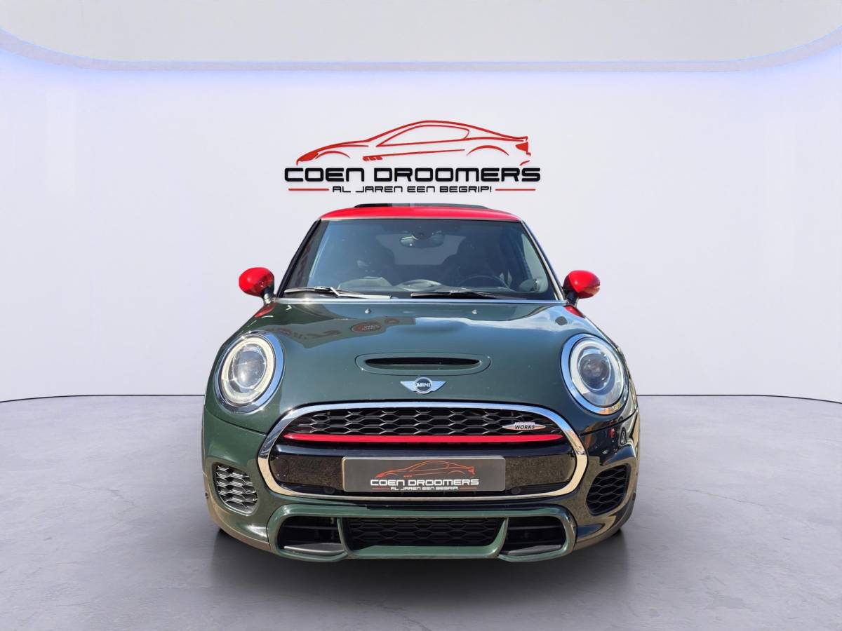 MINI Cooper MINI Cooper 2.0 John Cooper Works /Apple Carplay/Panodak/Schaalstoelen/H&K Audio/HUD/Stoelverw./Parkeersens.V+A/Keyless/Navi/18”LMV/(MET GARANTIE*)