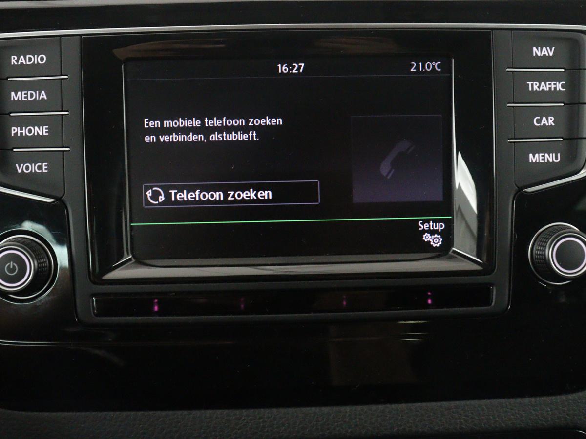 Volkswagen Golf Sportsvan Volkswagen Golf Sportsvan 1.2 TSI Highline | Adaptive cruise | Stoelverwarming | Climate control | Park assist | Navigatie | Bluetooth | Trekhaak