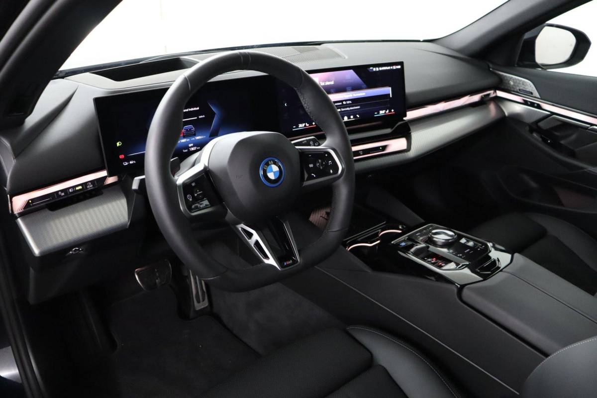 BMW i5 BMW i5 Touring eDrive40 M Sport Edition 84 kWh |Pano|Bang&Olufsen|HUD|
