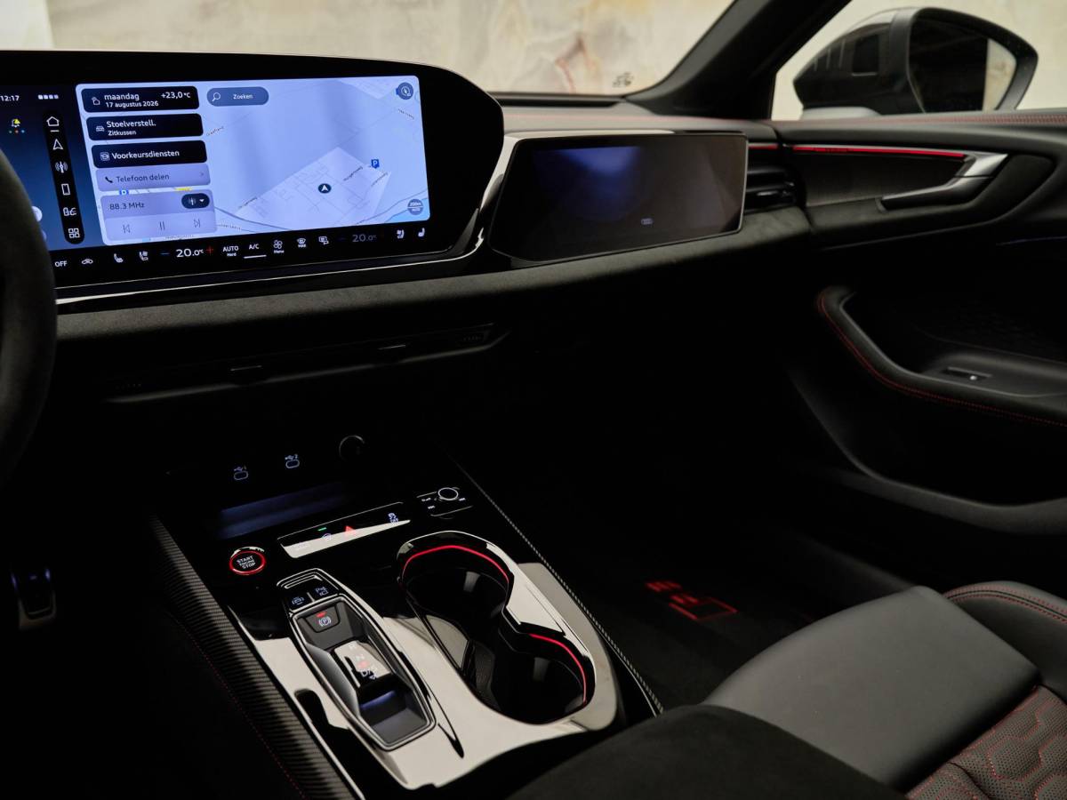Audi RS5 Audi RS5 Avant e-Hybrid Quattro , sportpakket, pano, B&O, HUD, 285km/h, OLED, ACC, privacy