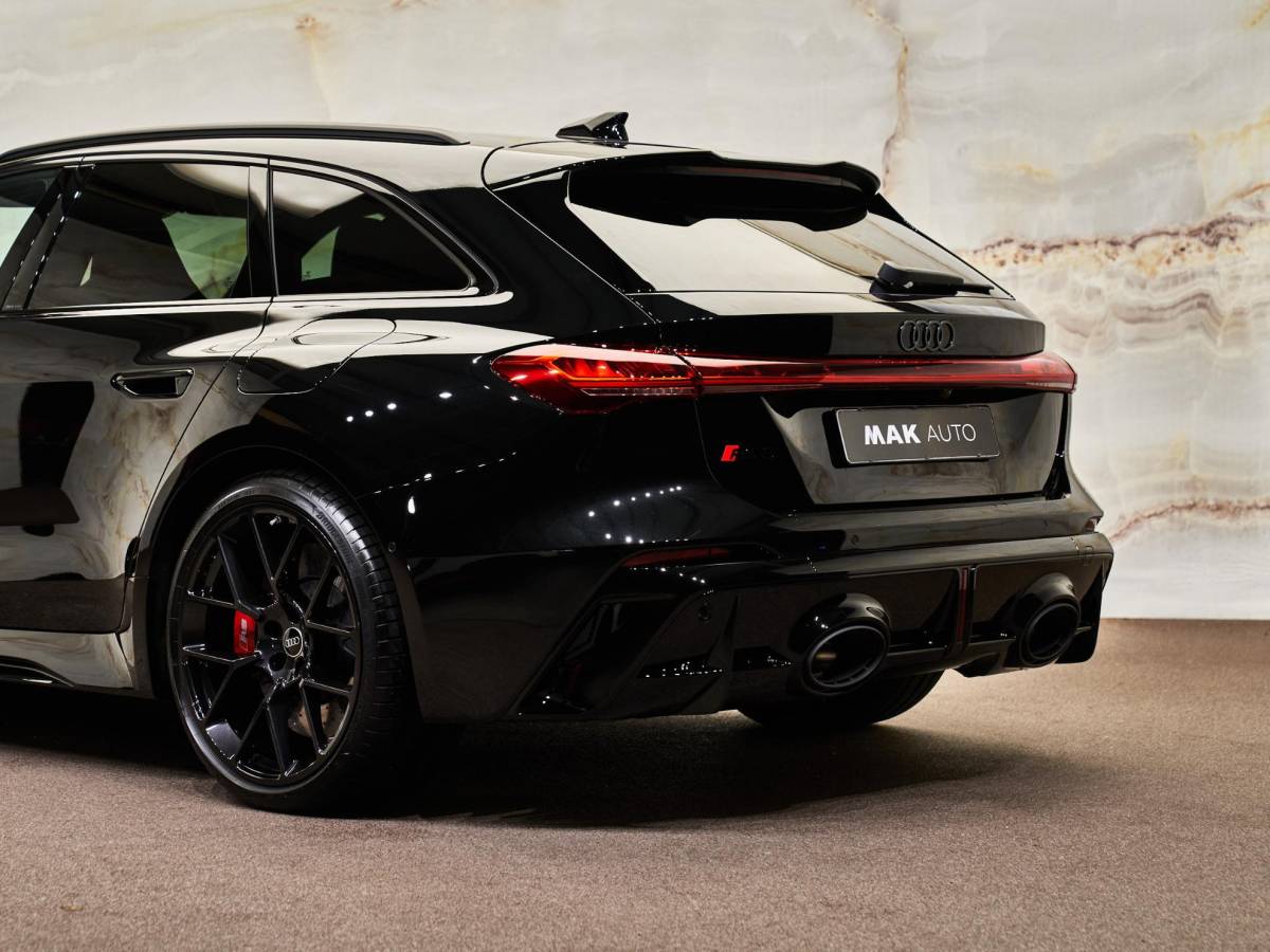 Audi RS5 Audi RS5 Avant e-Hybrid Quattro , sportpakket, pano, B&O, HUD, 285km/h, OLED, ACC, privacy