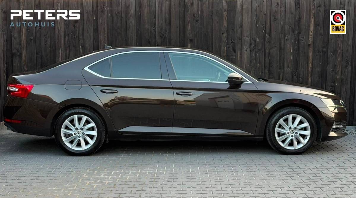 Škoda Superb Skoda Superb 1.4 TSI iV Business Edition| 1e eig.| SOH 92.6%