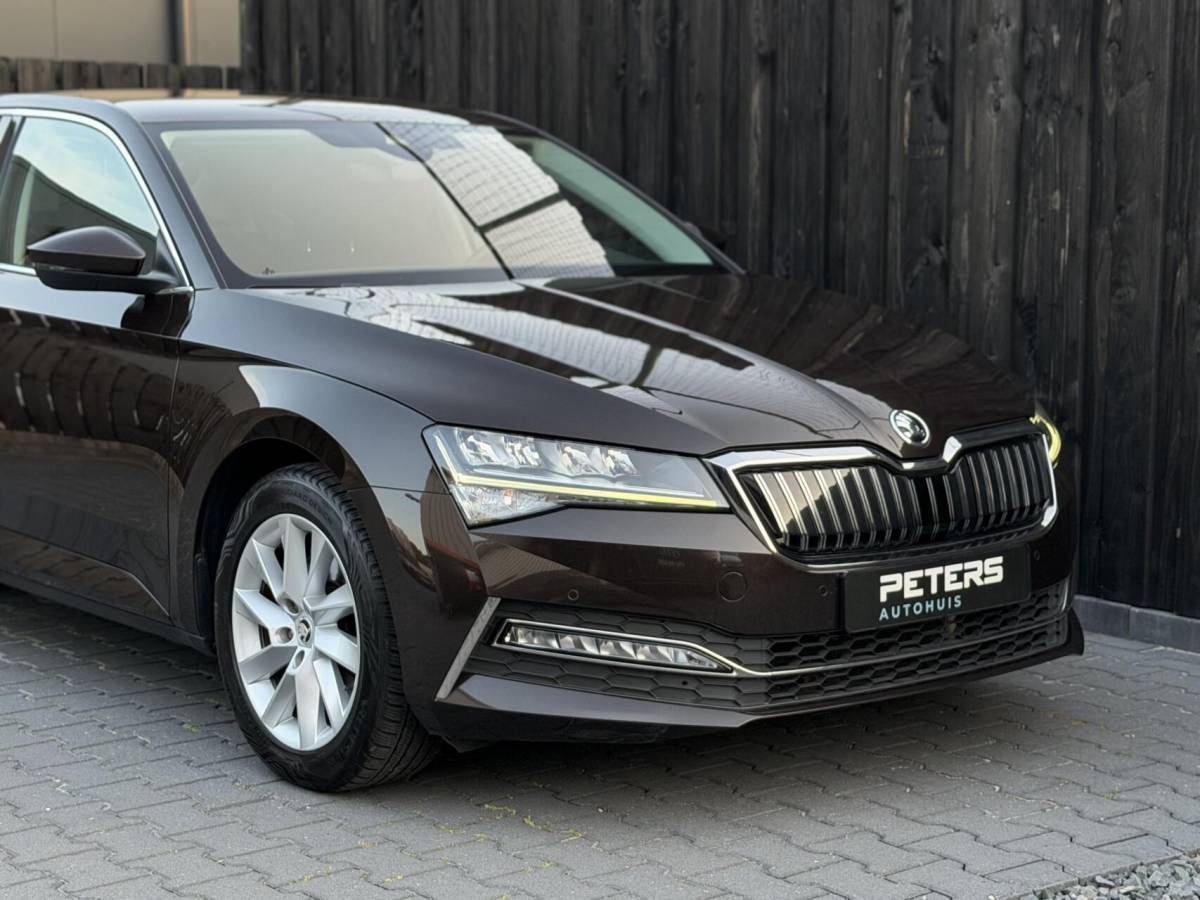 Škoda Superb Skoda Superb 1.4 TSI iV Business Edition| 1e eig.| SOH 92.6%