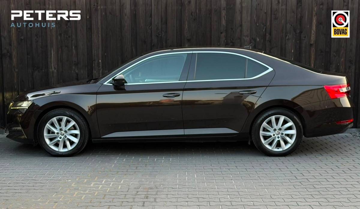 Škoda Superb Skoda Superb 1.4 TSI iV Business Edition| 1e eig.| SOH 92.6%