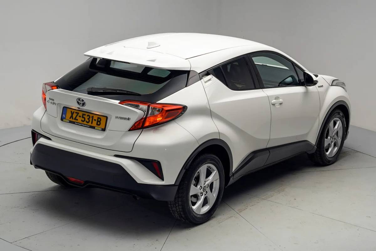 Toyota C-HR Toyota C-HR 1.8 Hybrid Dynamic [ Camera Navi Climate]