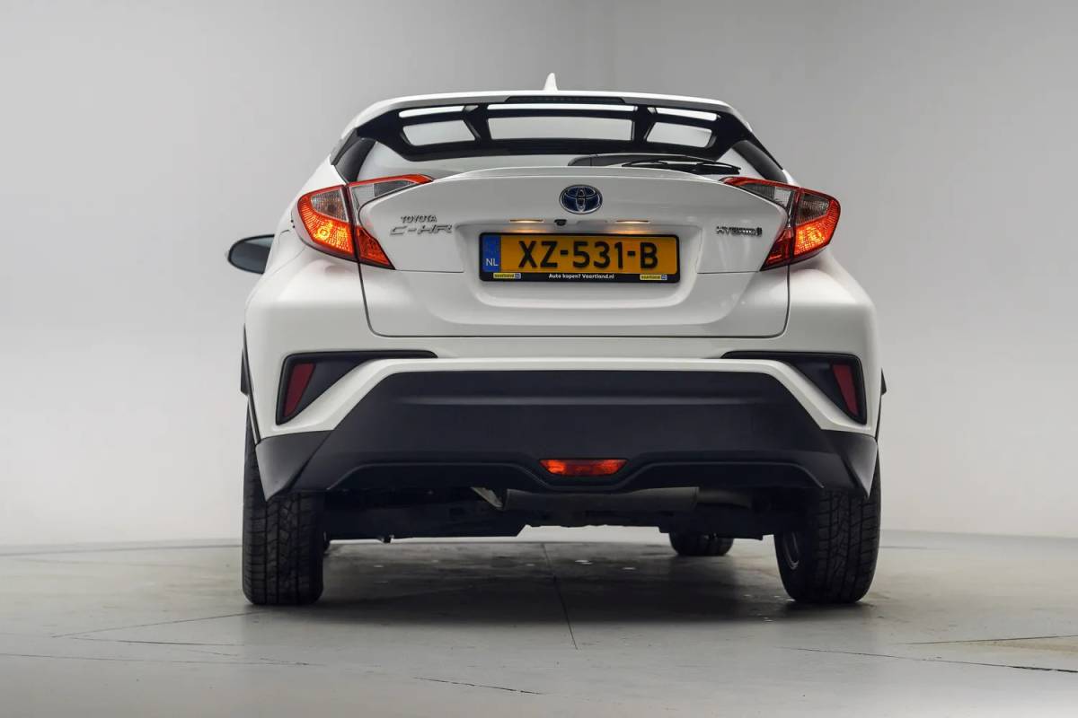 Toyota C-HR Toyota C-HR 1.8 Hybrid Dynamic [ Camera Navi Climate]
