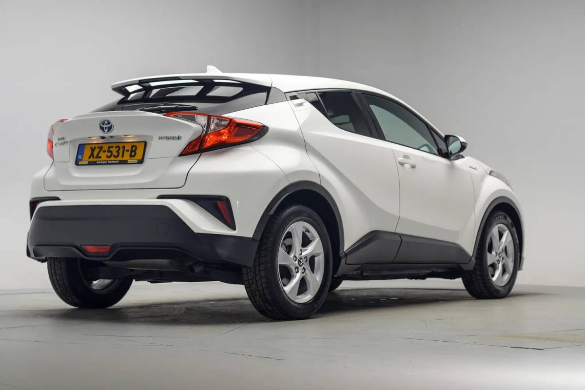 Toyota C-HR Toyota C-HR 1.8 Hybrid Dynamic [ Camera Navi Climate]