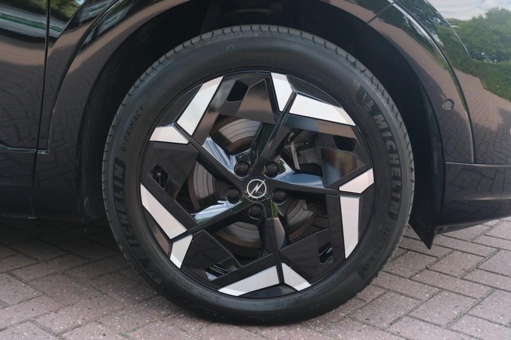 Opel Grandland Opel Grandland 1.6 Turbo Plug-In Hybrid 300pk 4×4 EAT8 GSe | Navi | App Connect | Climate | Adaptive Cruise | Keyless | Elektrische Achterklep | Camera | Leder Pakket