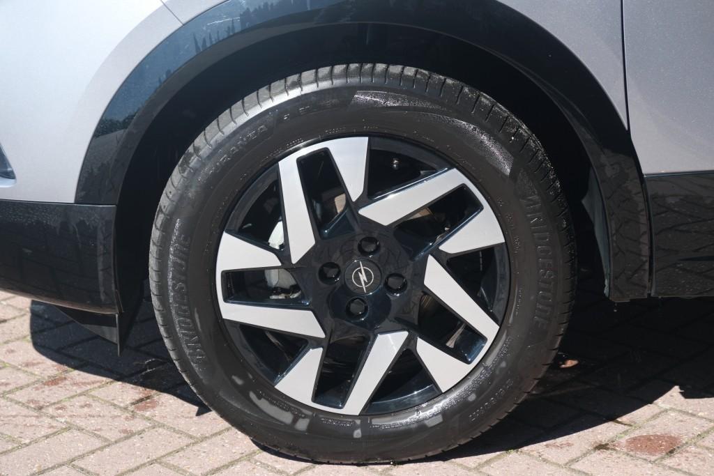 Opel Mokka Opel Mokka 1.2 Turbo Hybrid 145pk eDCT6 | Navi | App Connect | Climate | Adaptive Cruise | Camera | Dodehoek | PDC