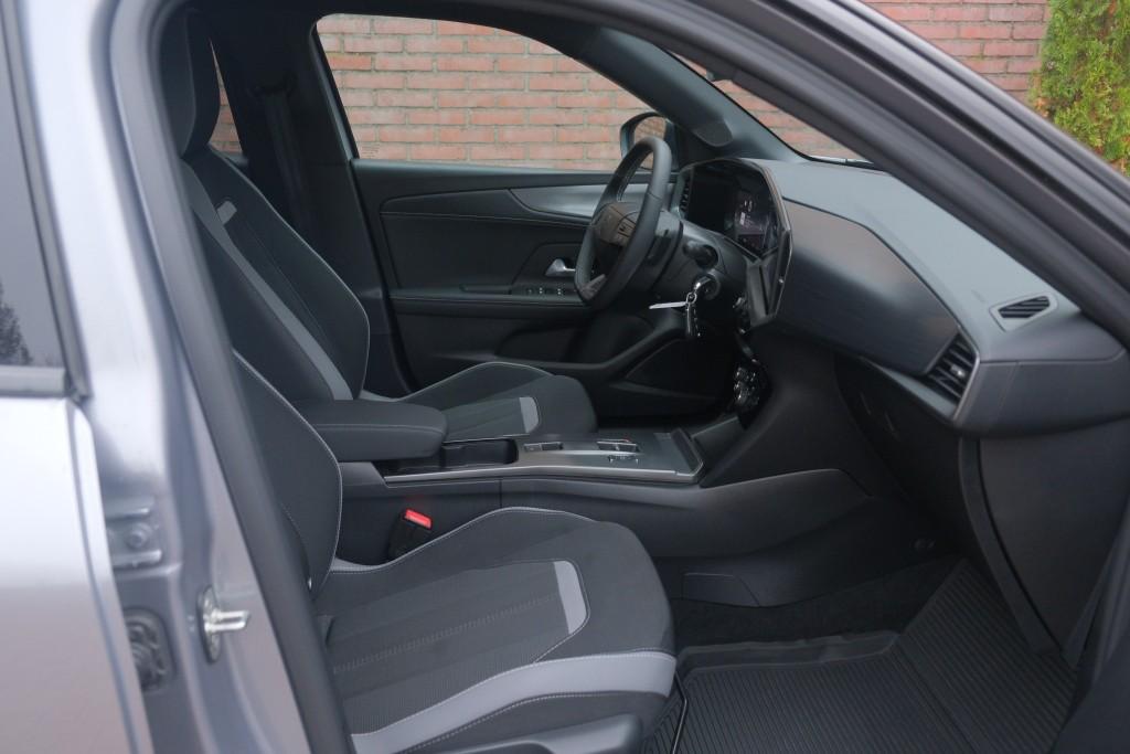 Opel Mokka Opel Mokka 1.2 Turbo Hybrid 145pk eDCT6 | Navi | App Connect | Climate | Adaptive Cruise | Camera | Dodehoek | PDC
