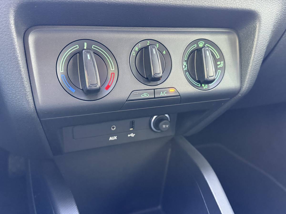 Škoda Fabia ŠKODA Fabia 1.0 Ambition Business Apple Carplay Trekhaak PDC Lichtmetalen velgen Cruise Control