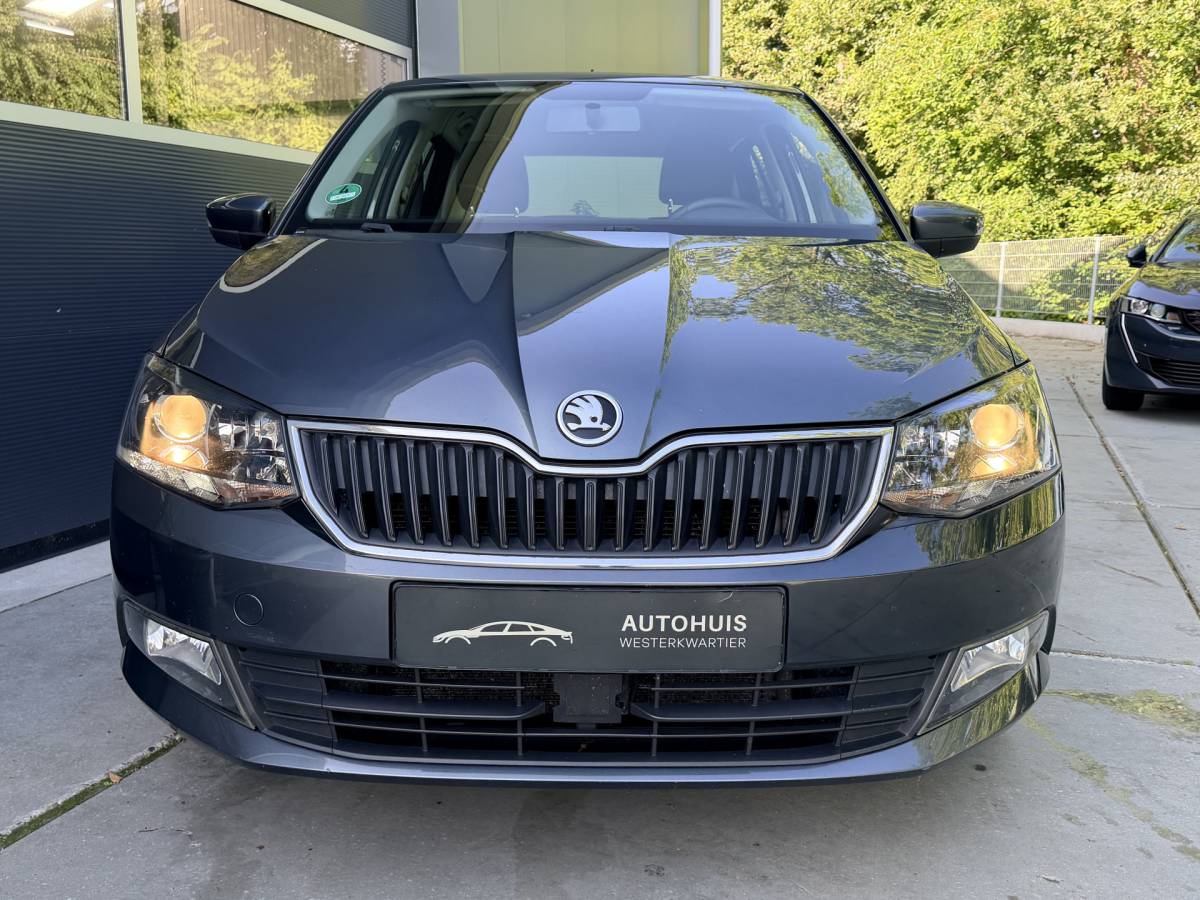 Škoda Fabia ŠKODA Fabia 1.0 Ambition Business Apple Carplay Trekhaak PDC Lichtmetalen velgen Cruise Control