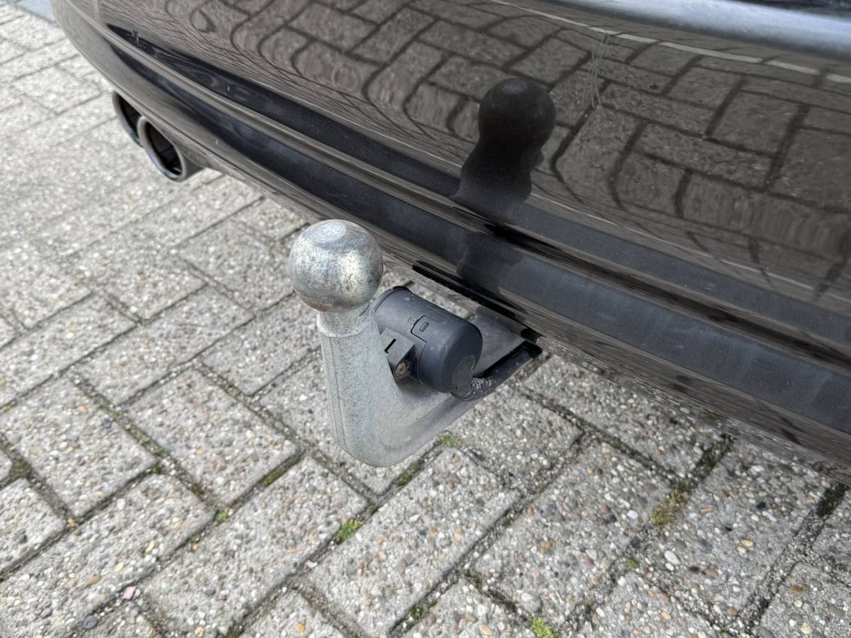 BMW 3 Serie BMW 3-serie Touring 320d High Executive BWJ 2017 AUTOMAAT | LEDER | STOELVERW. | ELEK. TREKHAAK | ELEK. ACHTERKLEP | ZWARTE HEMEL | DRAADLOZE TELEFOONLADER | CLIMA |