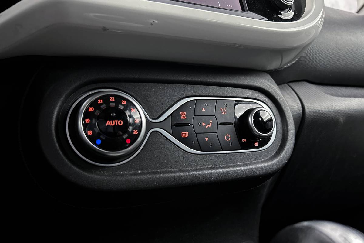 Renault Twingo Renault Twingo Z.E. R80 Collection | Apple Carplay | Airco | Elektrische ramen