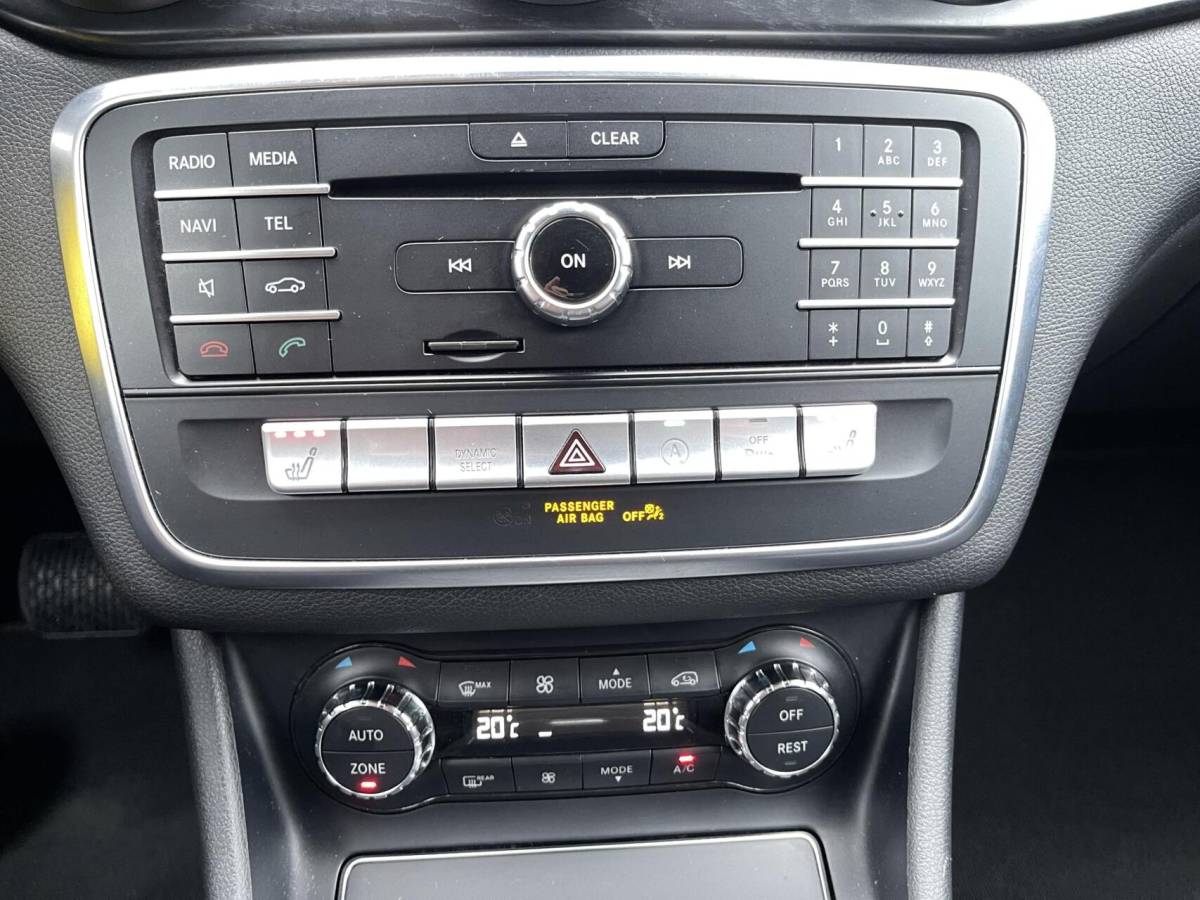 Mercedes-Benz CLA Mercedes CLA-klasse Shooting Brake 250 CARPLAY|CAMERA|TREKHAAK|NAPPA-LEER|NAVIGATIE|CRUISE CONTROL|STOELVERWARMING
