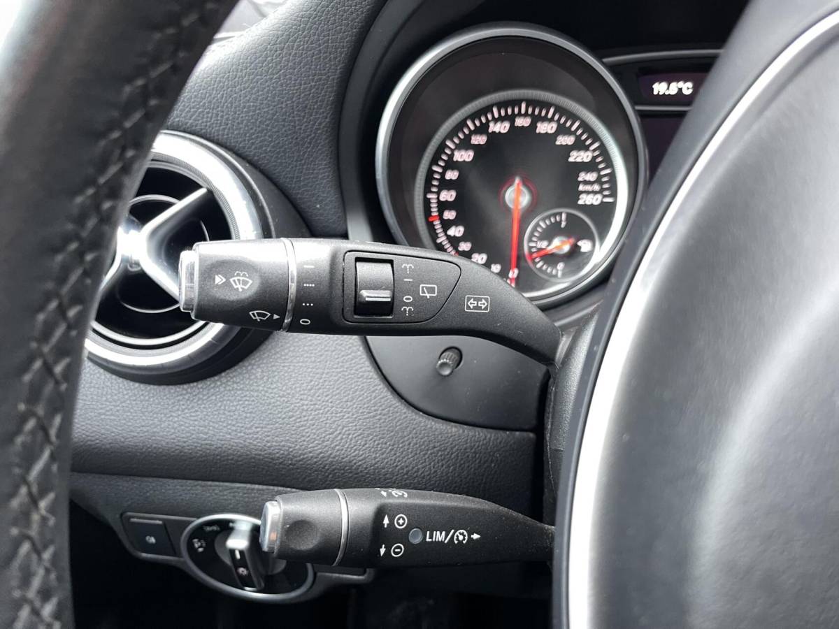 Mercedes-Benz CLA Mercedes CLA-klasse Shooting Brake 250 CARPLAY|CAMERA|TREKHAAK|NAPPA-LEER|NAVIGATIE|CRUISE CONTROL|STOELVERWARMING