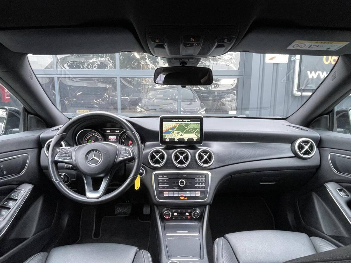 Mercedes-Benz CLA Mercedes CLA-klasse Shooting Brake 250 CARPLAY|CAMERA|TREKHAAK|NAPPA-LEER|NAVIGATIE|CRUISE CONTROL|STOELVERWARMING