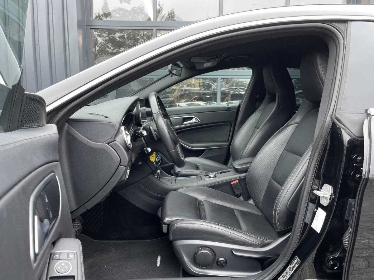 Mercedes-Benz CLA Mercedes CLA-klasse Shooting Brake 250 CARPLAY|CAMERA|TREKHAAK|NAPPA-LEER|NAVIGATIE|CRUISE CONTROL|STOELVERWARMING