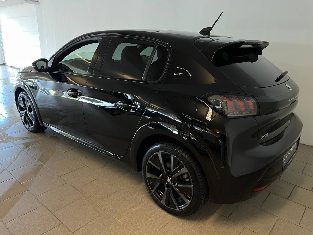 Peugeot 208 Peugeot 208 1.2 PureTech GT Pack 130PK AUTOMAAT PANO ALCANTARA AIRCO NAVI CRUISE STOELVERW KEYLESS APPLE CARPLAY CAM NIEUWSTAAT