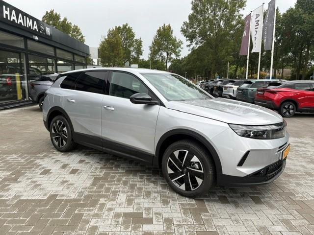 Opel Grandland Opel Grandland 1.2 Turbo Hybrid Edition | Schuif- Panorama dak | AGR Stoelen | HUD | Electrische Achterklep | Premium Soundsystem | Winterpakket |